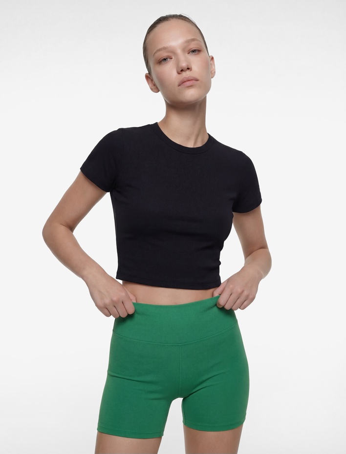 Slim Fit Kısa Kollu Bisiklet Yaka Crop Spor Tişört