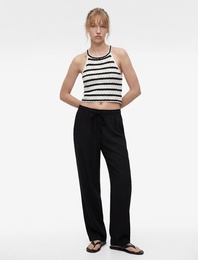 Halter Yaka Kolsuz Kroşe Crop Bluz