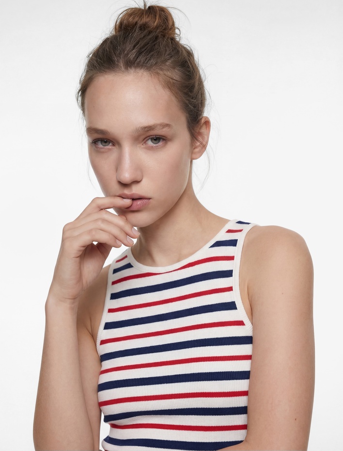  Pamuklu Kolsuz Bisiklet Yaka Çizgili Atlet