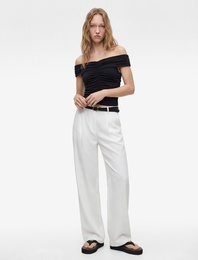 Büzgülü Kolsuz Slim Fit Modal Omzu Açık Bluz