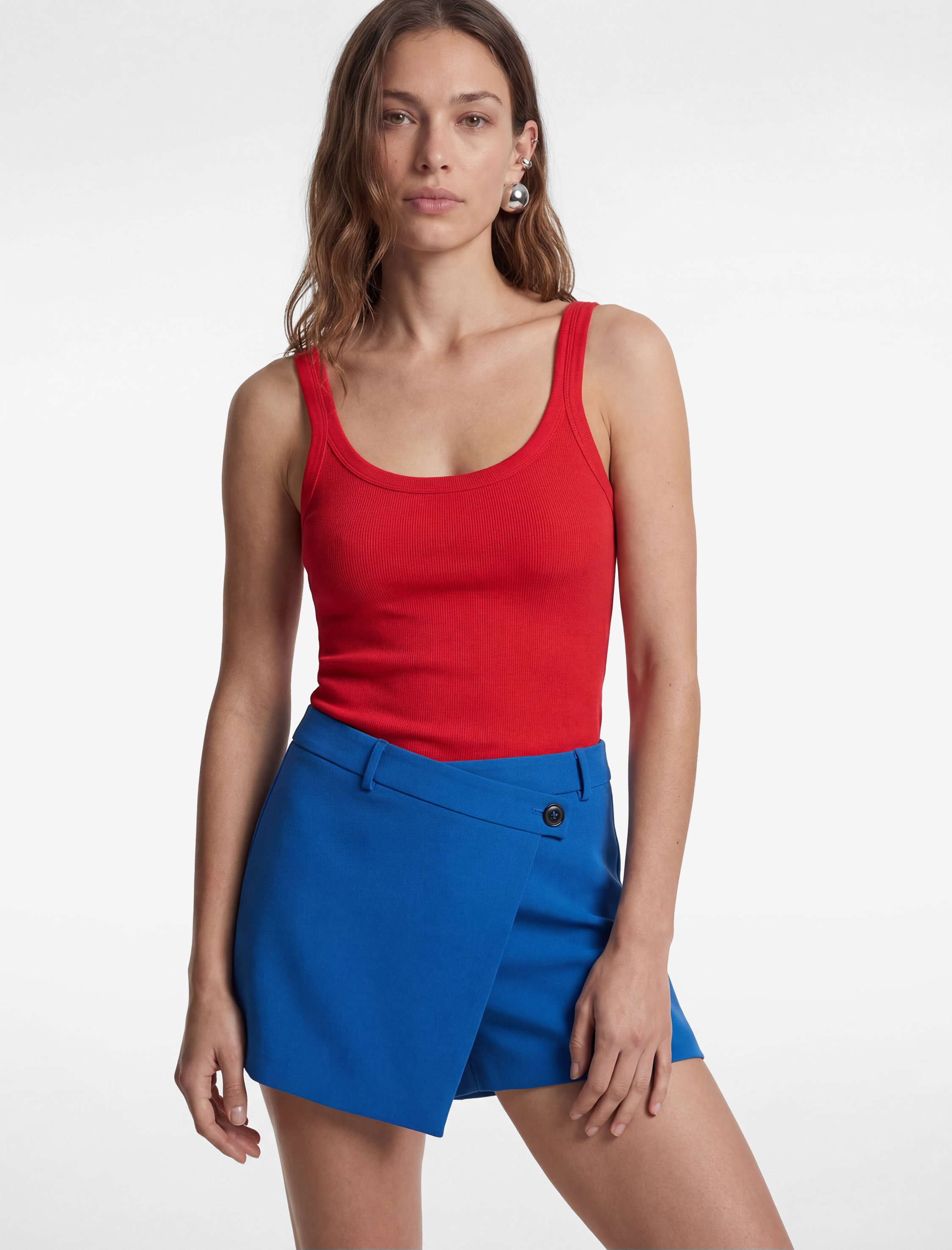   Modal Kumaş Slim Fit U Yaka Askılı Top