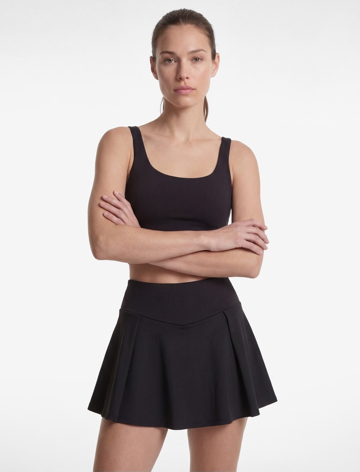  Çapraz Askılı U Yaka Kolsuz Crop Spor Bluz