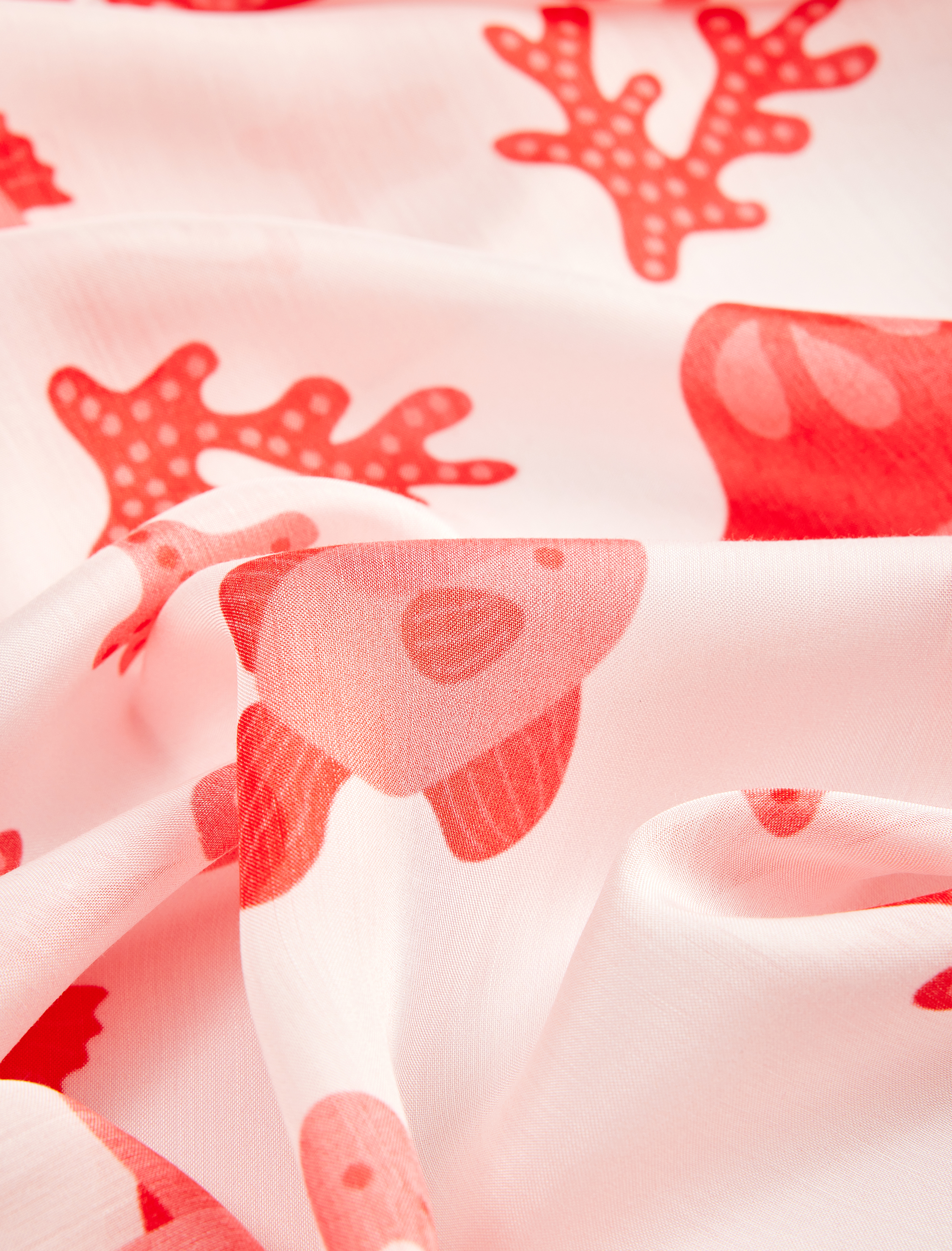  Kadın Marin Temalı Şal