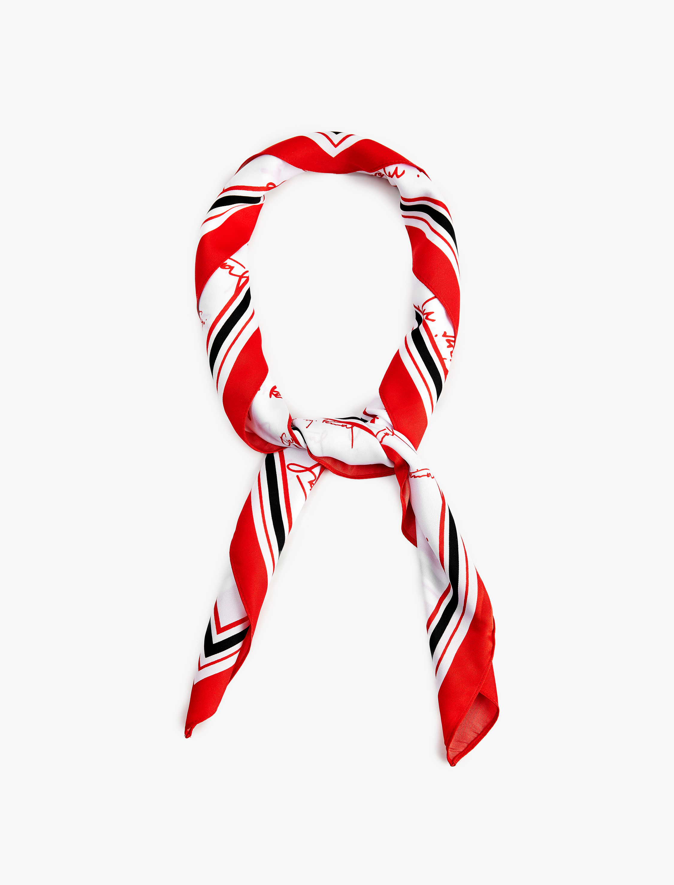  Kadın Atatürk İmzalı Kare Fular