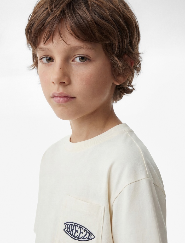 Erkek Çocuk Bisiklet Yaka Kısa Kollu Nakışlı Tek Cepli Pamuklu Oversize Tişört