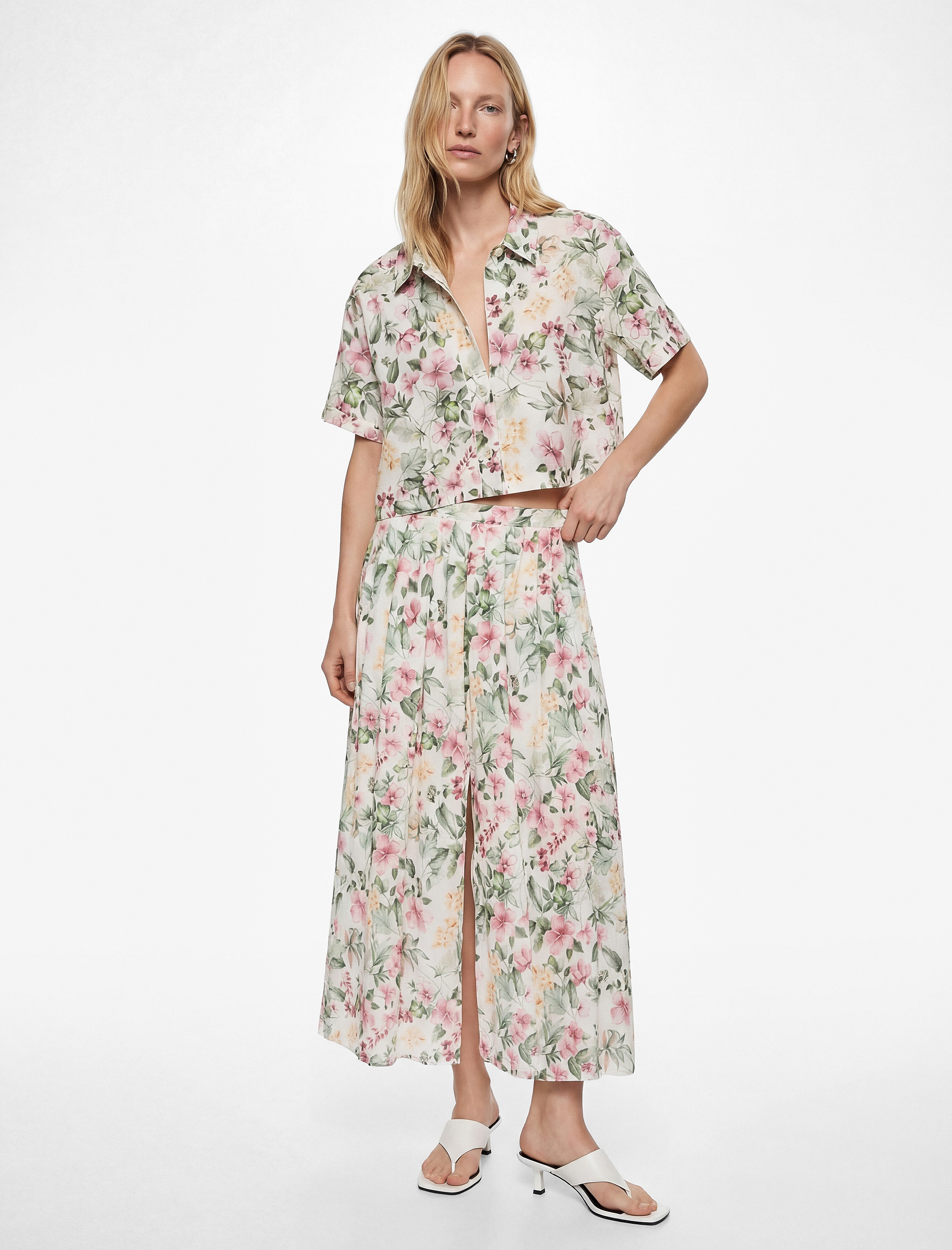 Regular Fit Kısa Kollu Çiçekli Crop Gömlek