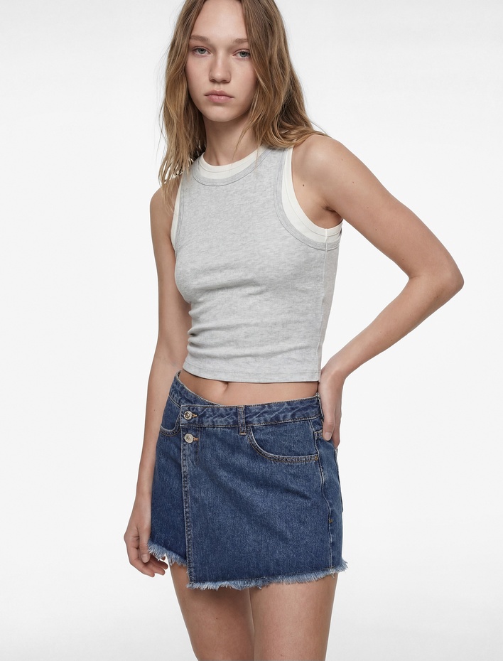  Asimetrik Kesim Düğmeli Rahat Kalıp Pamuklu Denim Mini Şort Etek