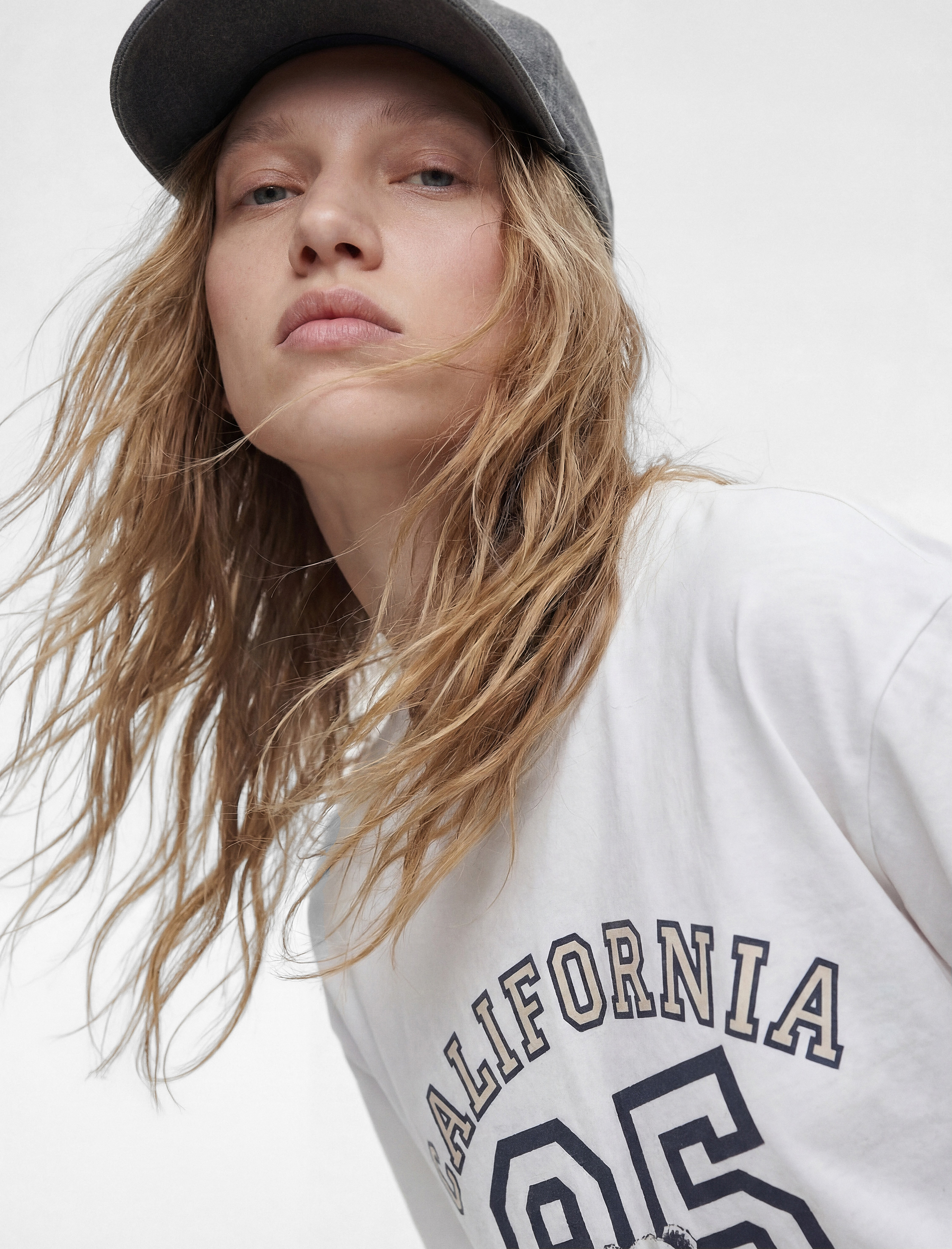 Baskılı Rahat Kalıp Kısa Kollu Bisiklet Yaka Tişört - Görsel 2