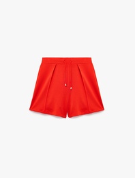 Beli Bağcıklı Mini Şort