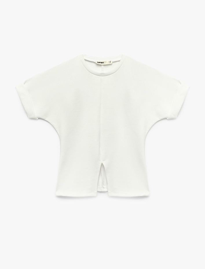  Pamuklu Slim Fit Hafif Peplum Kesim Kısa Kollu Bisiklet Yaka Yırtmaç Detaylı Tişört