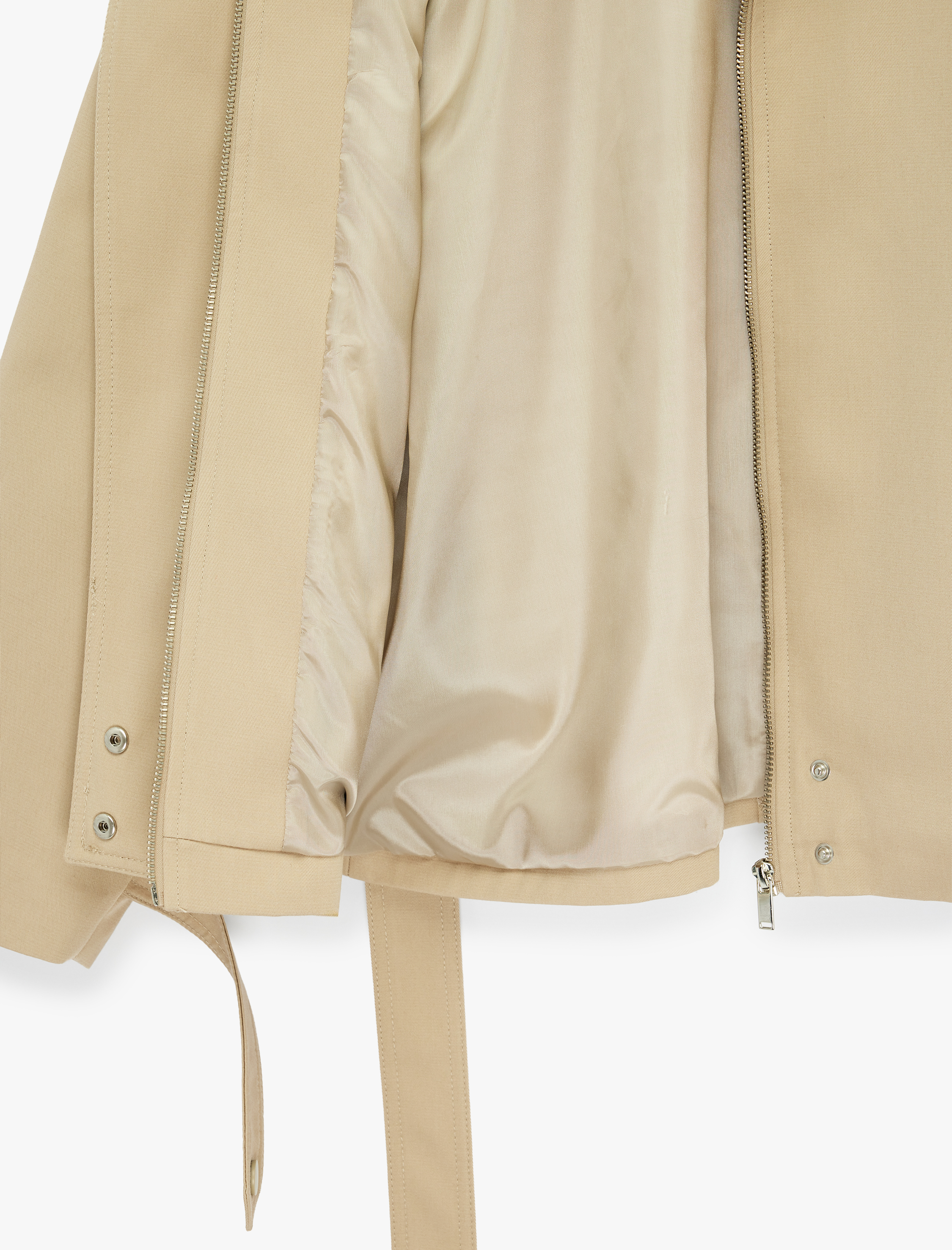   Pamuklu Cep Detaylı Fermuarlı Dik Yaka Kemerli Trençkot