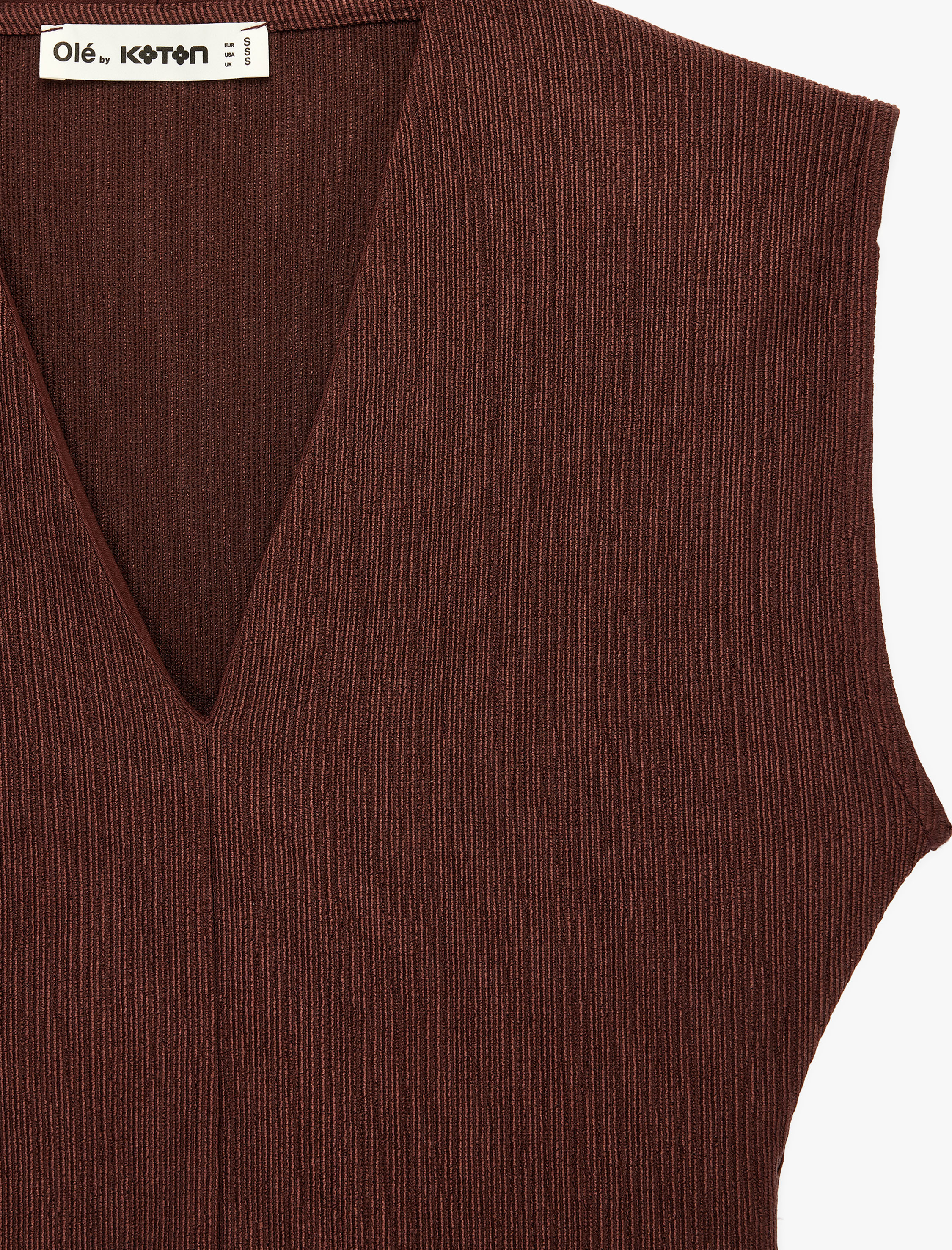   Dokulu Kolsuz Slim Fit V Yaka Bluz