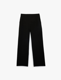 Yüksek Bel Cep Detaylı Geniş Paça Kumaş Pantolon