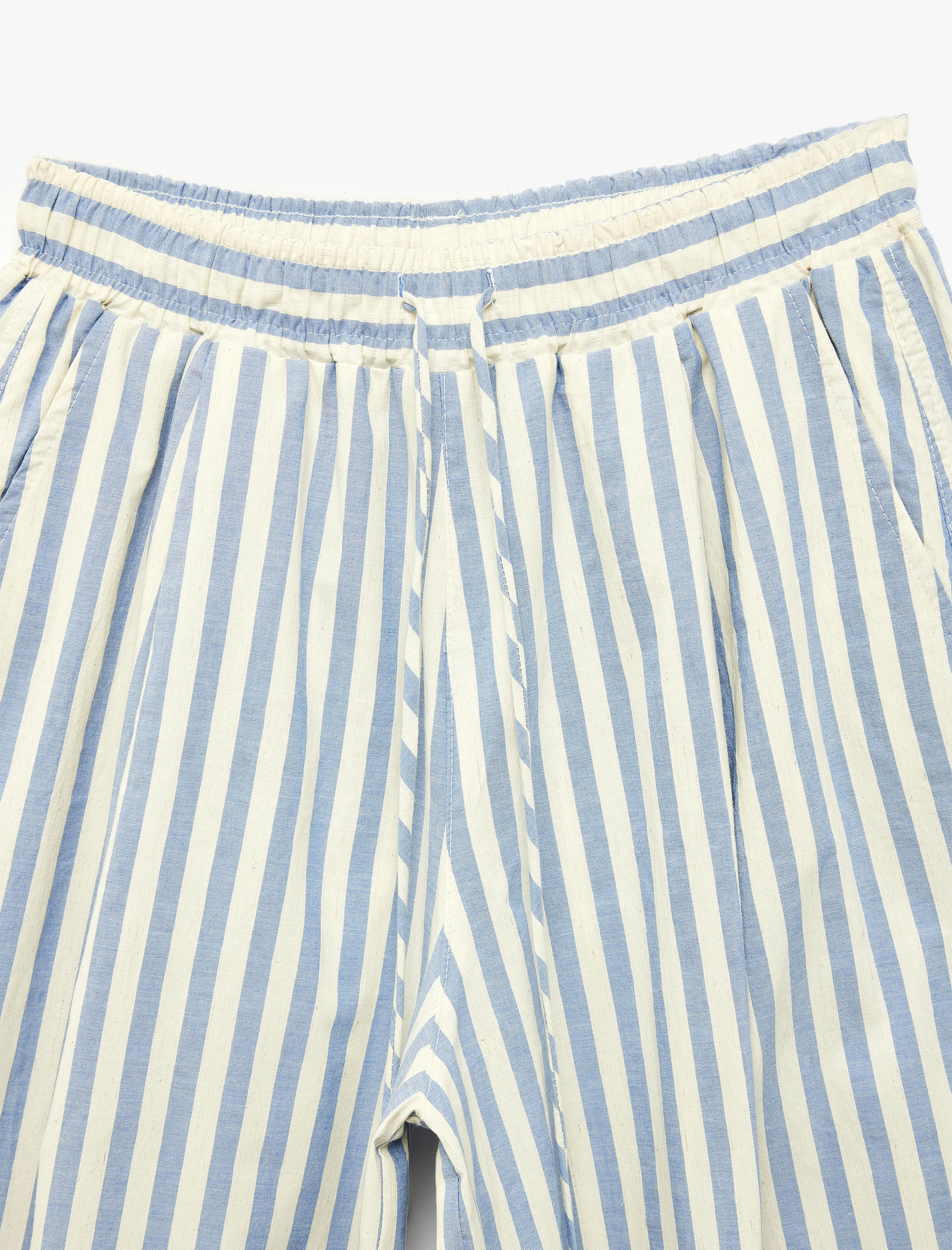   Pamuklu Rahat Kesim Pile Detaylı Cepli Geniş Paça Çizgili Pantolon