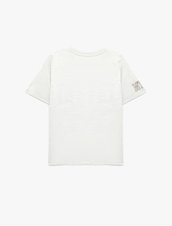  Rahat Kalıp Kısa Kollu Bisiklet Yaka Baskılı Tişört