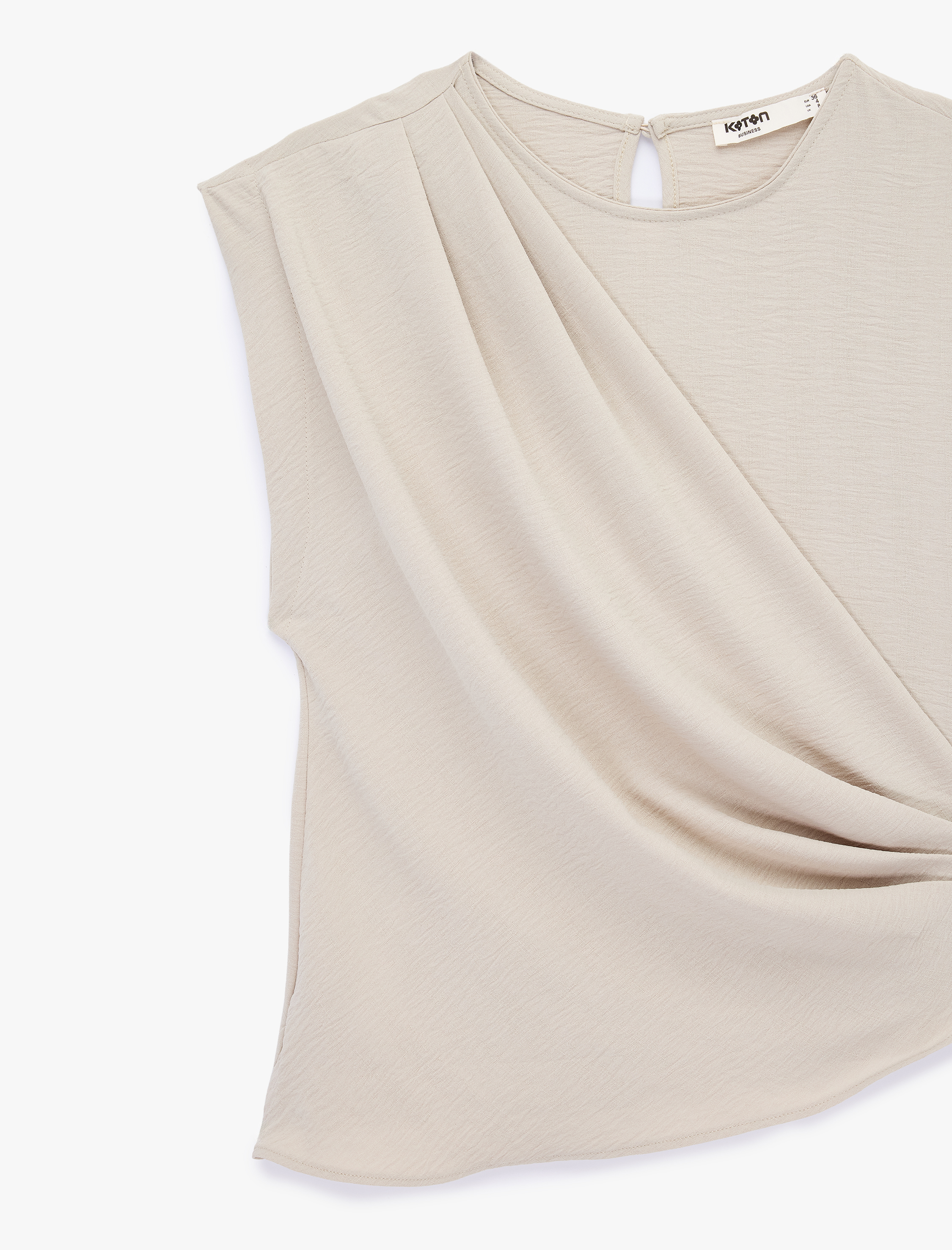   Asimetrik Kesim Kolsuz Bisiklet Yaka Drapeli Bluz