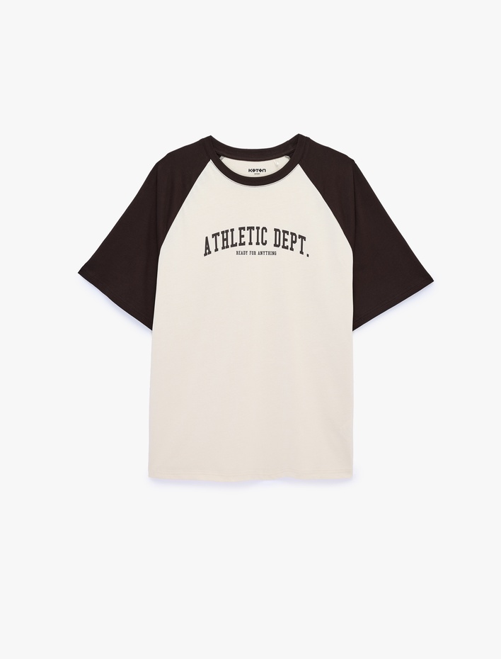  Rahat Kalıp Pamuklu Renk Kontrastlı Kısa Reglan Kollu Bisiklet Yaka Baskılı Spor Tişört