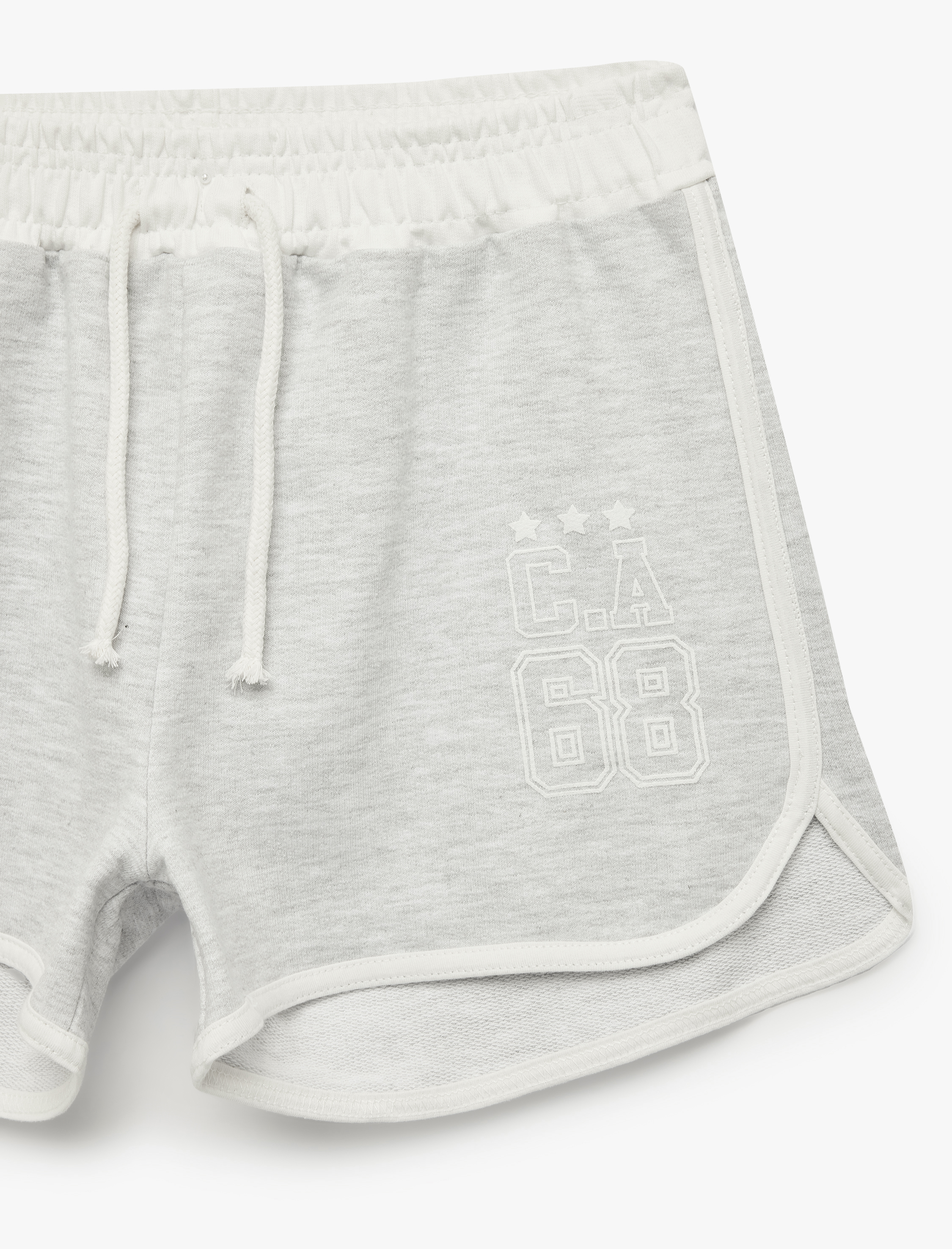  Kız Çocuk Beli Lastikli Yıldız Nakış Detaylı Şort