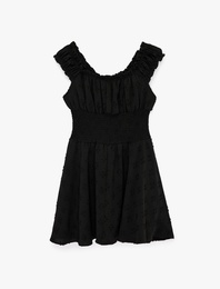 Fırfırlı Yaka Kolsuz Gipeli Mini Elbise