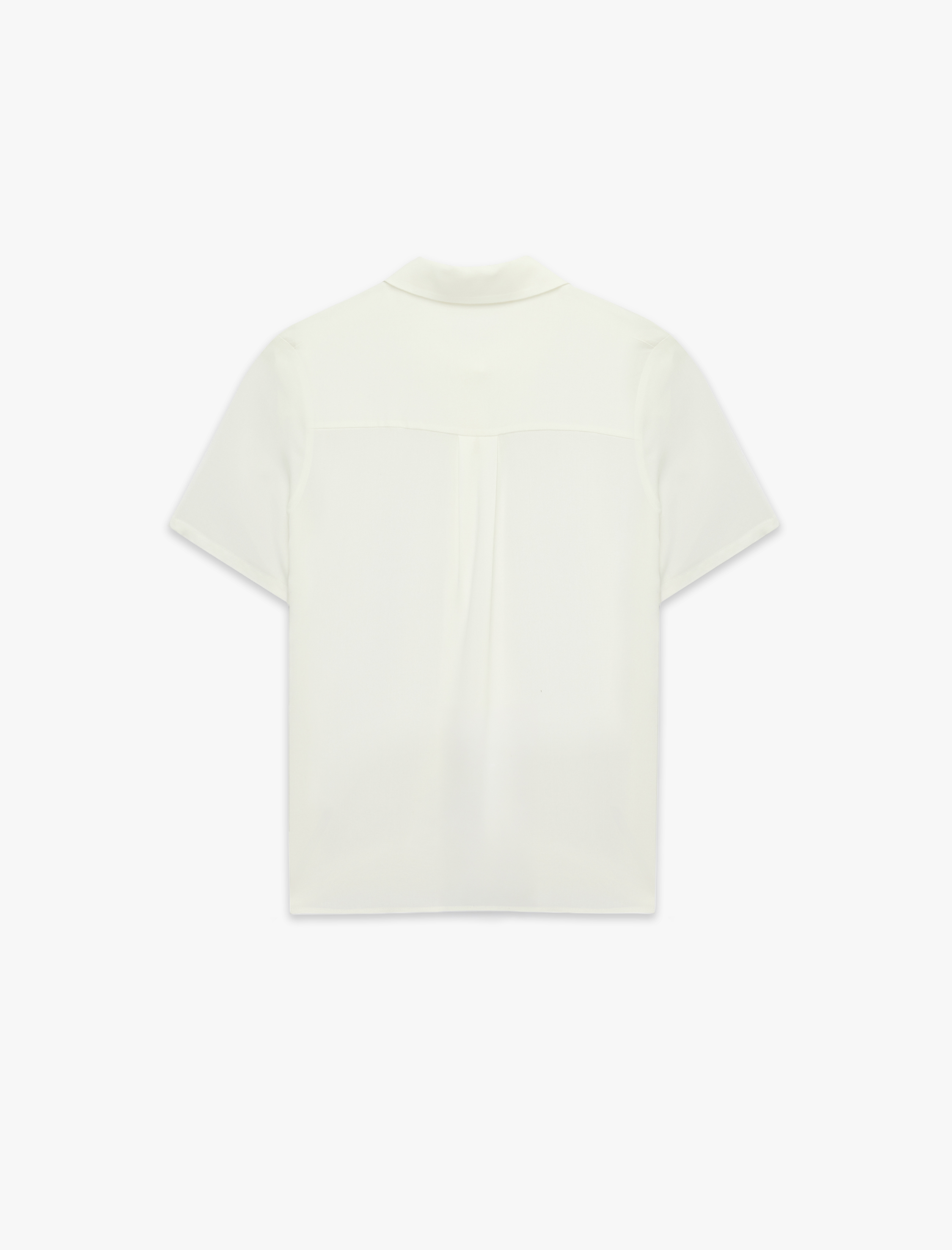   Regular Fit Klasik Yaka Düğmeli Viskon Kısa Kollu Gömlek