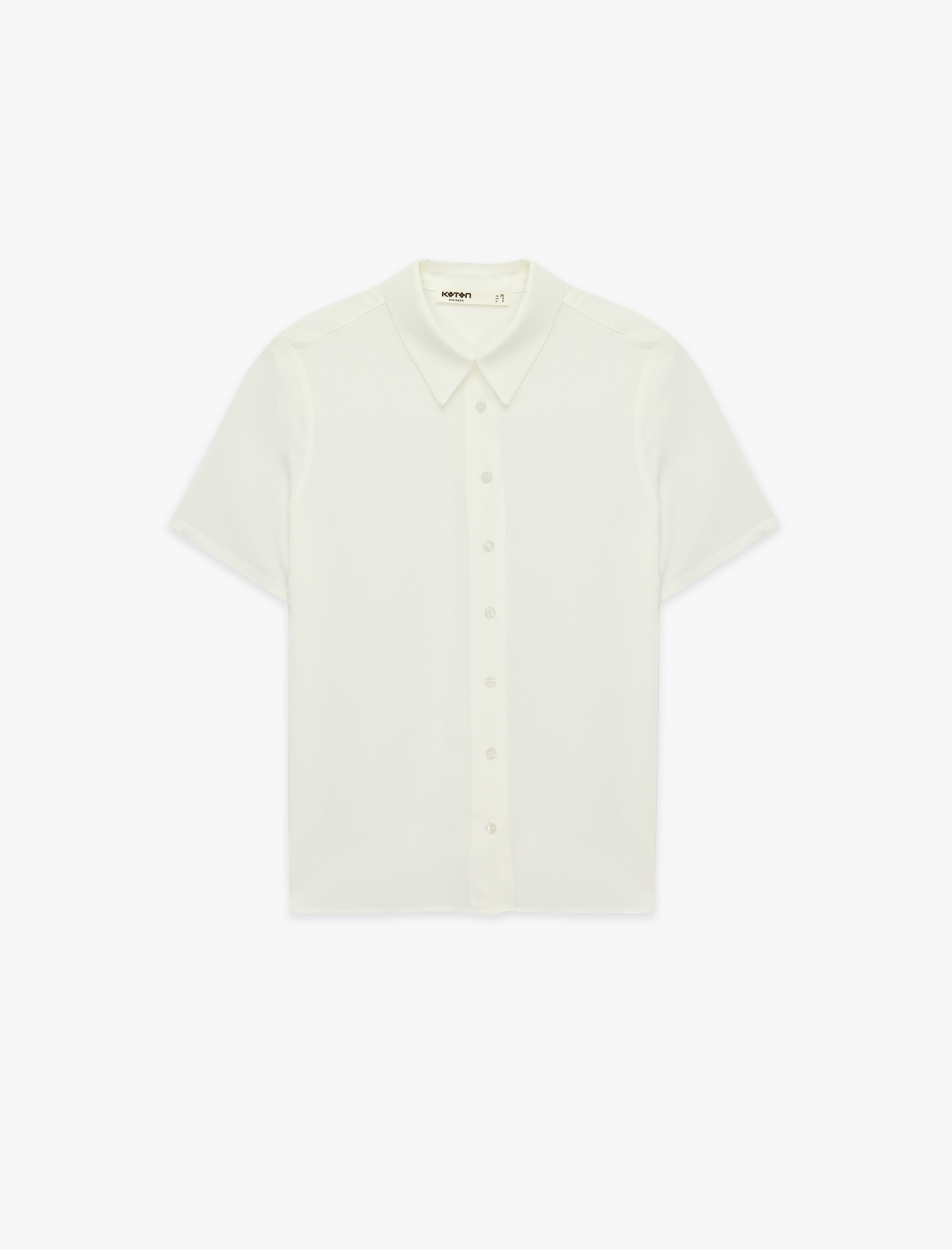   Regular Fit Klasik Yaka Düğmeli Viskon Kısa Kollu Gömlek