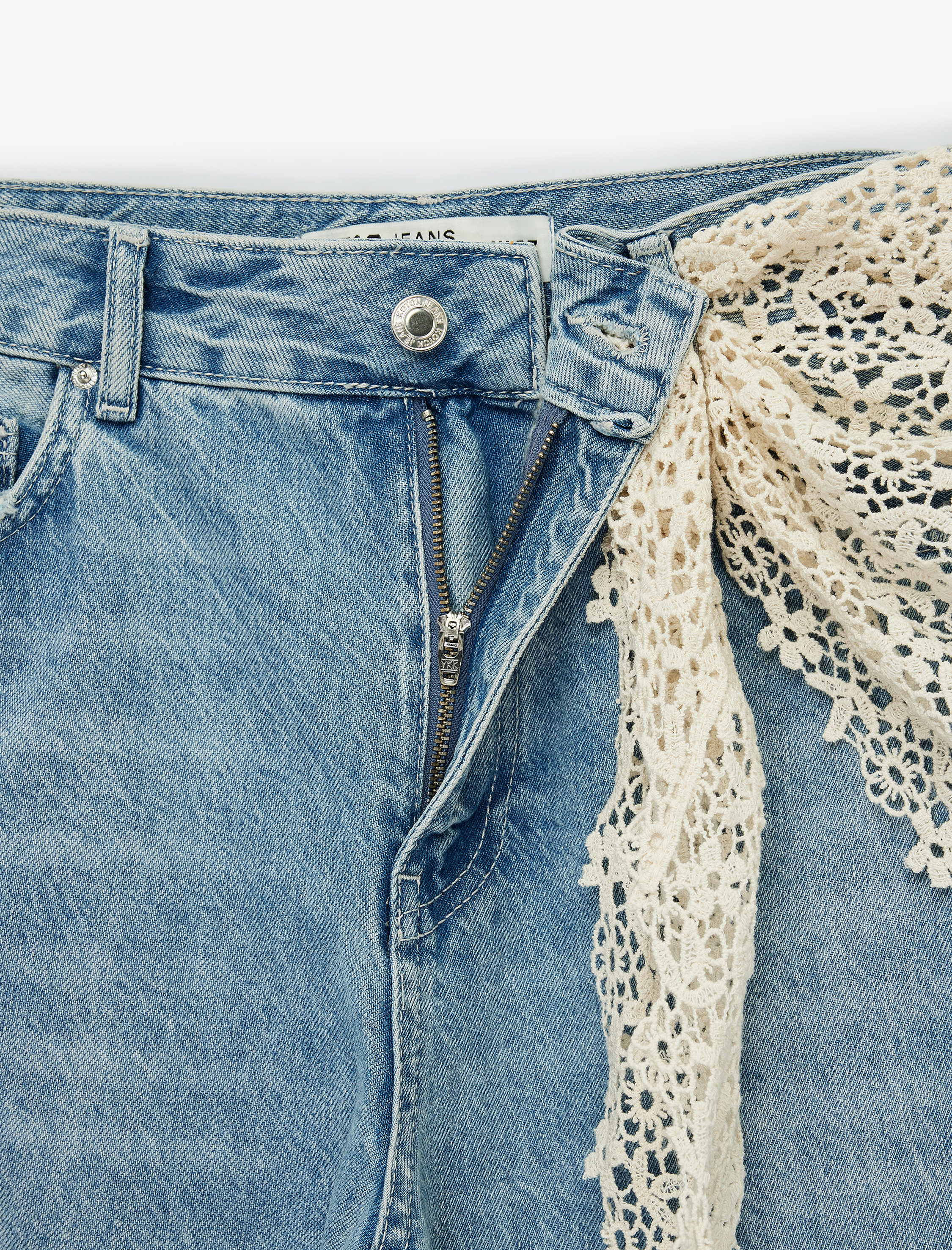   Yıpratılmış Dar Kesim Dantel Kemer Detaylı İspanyol Paça Denim Pantolon - Flare Jeans