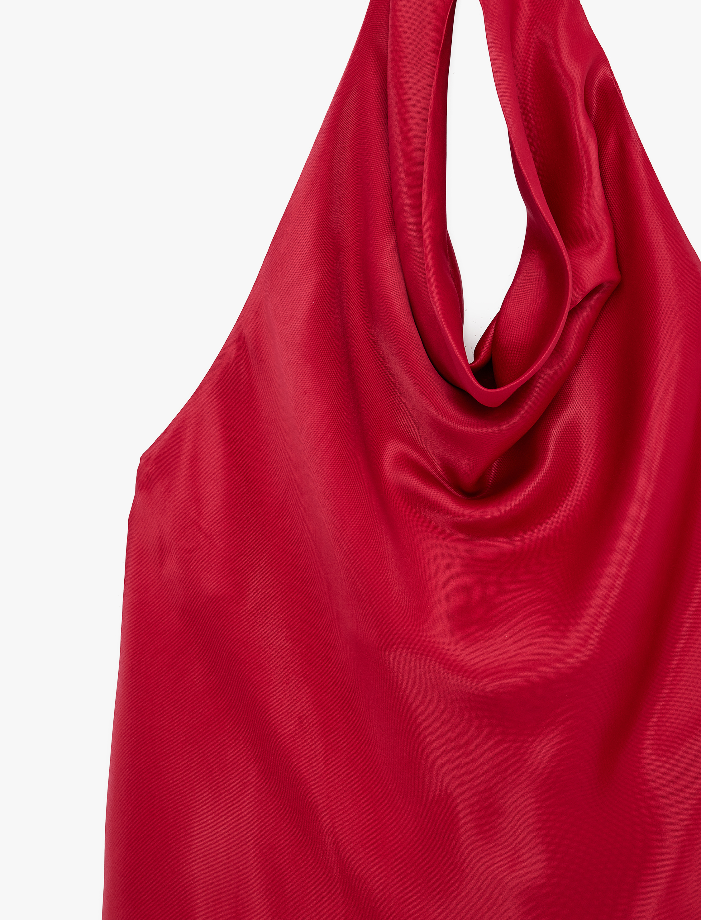   Sırt Dekolteli Degaje Yaka Saten Bluz