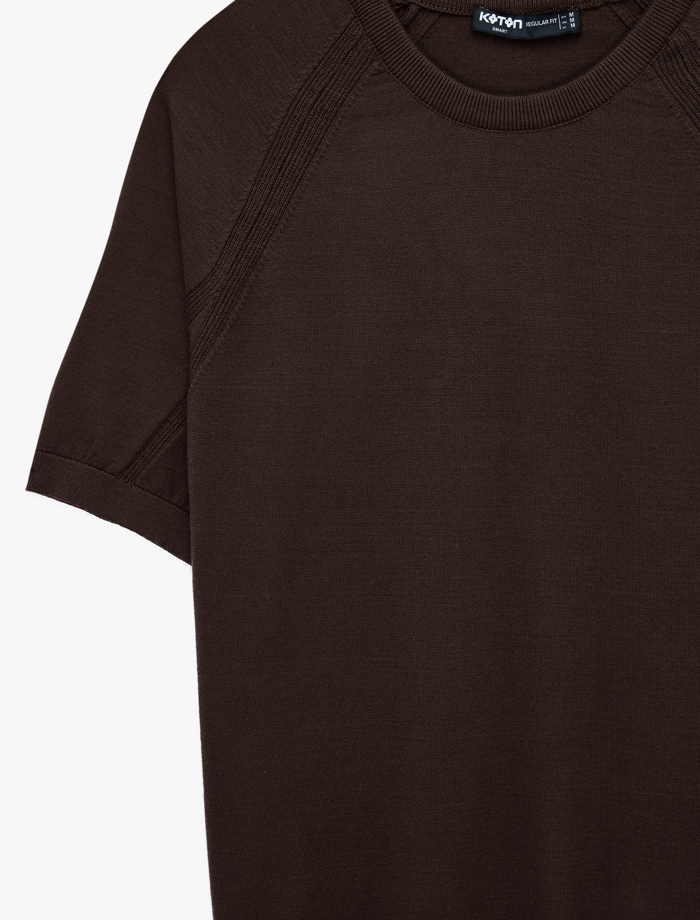   Regular Fit Viskon Karışımlı Örgü Detaylı Bisiklet Yaka Kısa Kollu Triko Tişört