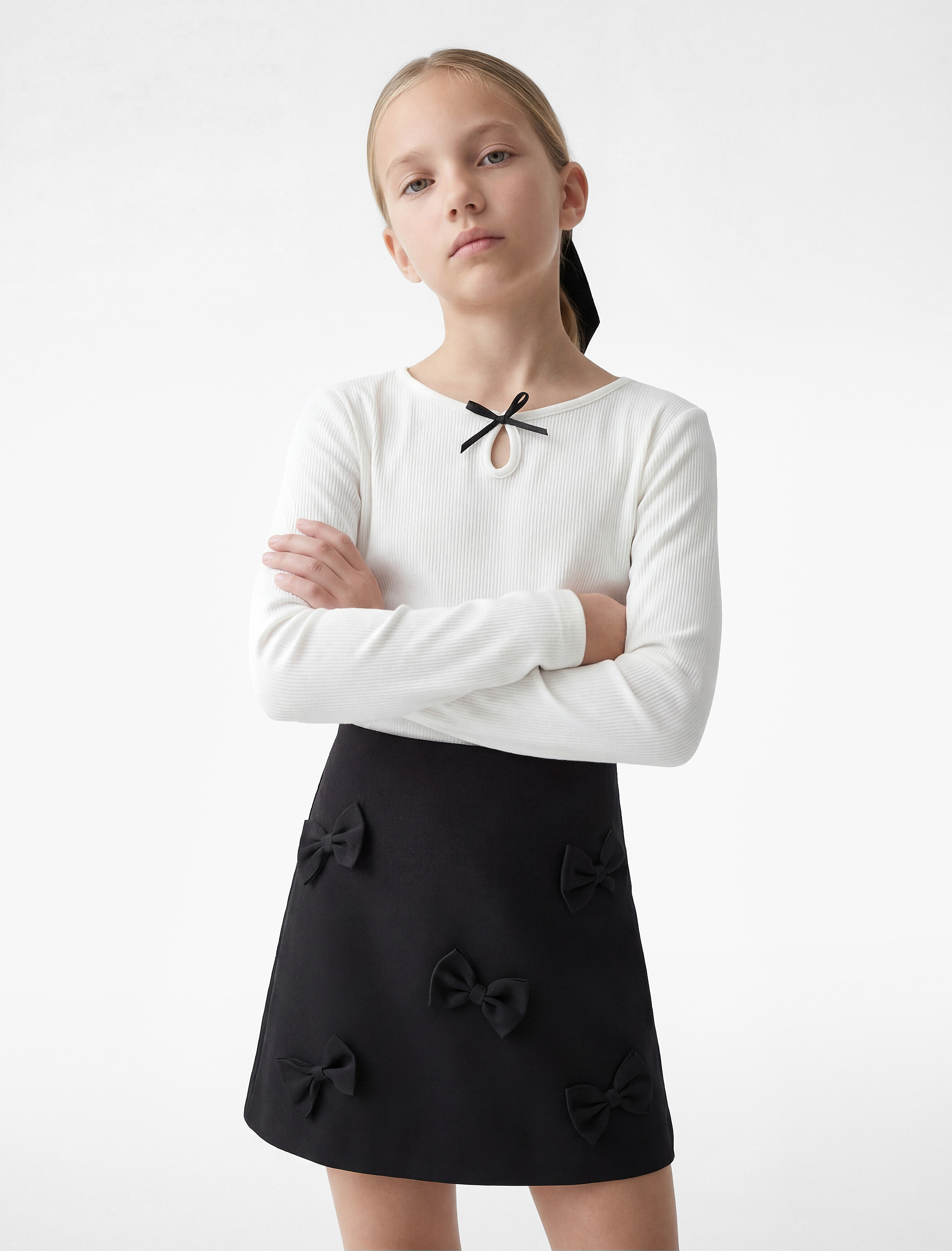  Kız Çocuk Uzun Kollu Bisiklet Yaka Pamuklu Fiyonklu Tişört