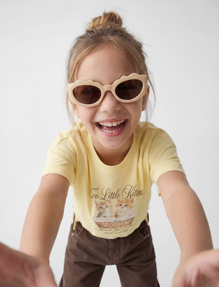 Kız Çocuk Kısa Kollu Bisiklet Yaka Pamuklu Kedi Baskılı Crop Tişört