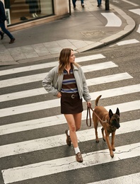 Klasik Yaka Rahat Kalıp Uzun Kollu Fermuarlı Sweatshirt