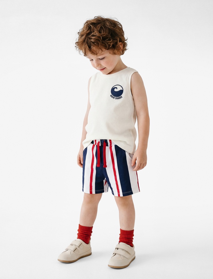 Erkek Bebek Pamuklu Cepli Beli Bağcıklı Çizgili Şort