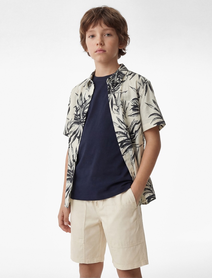 Erkek Çocuk Desenli Klasik Yaka Pamuklu Tek Cepli Kısa Kollu Gömlek