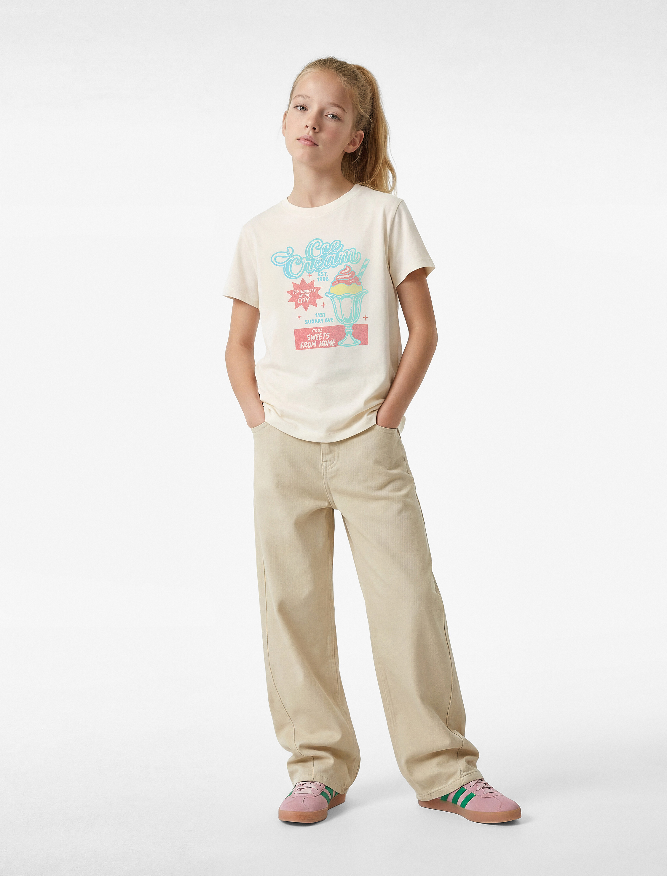  Kız Çocuk Pamuklu Kısa Kollu Bisiklet Yaka Baskılı Tişört