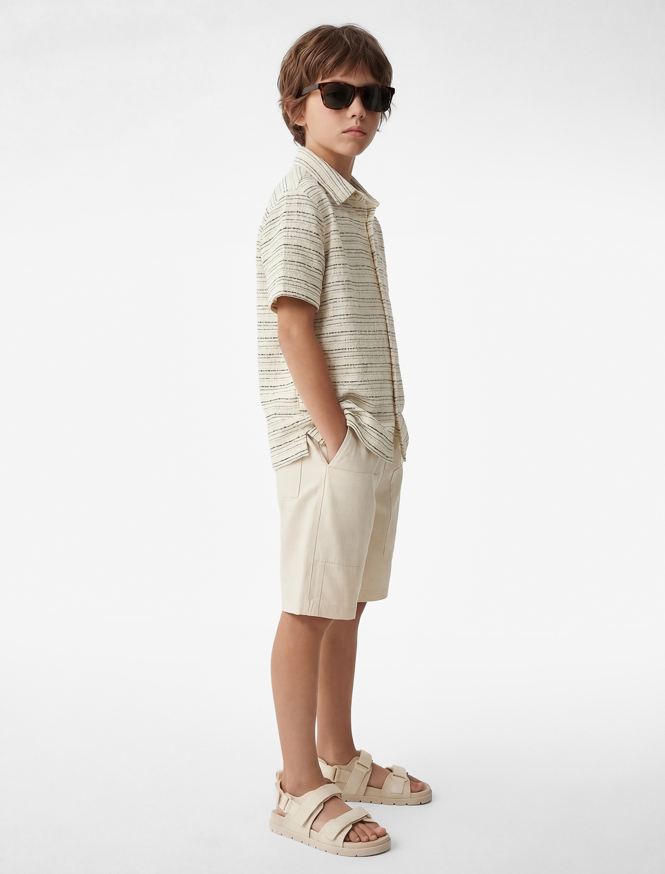  Erkek Çocuk Pamuklu Kısa Kollu Düğmeli Polo Yaka Tişört