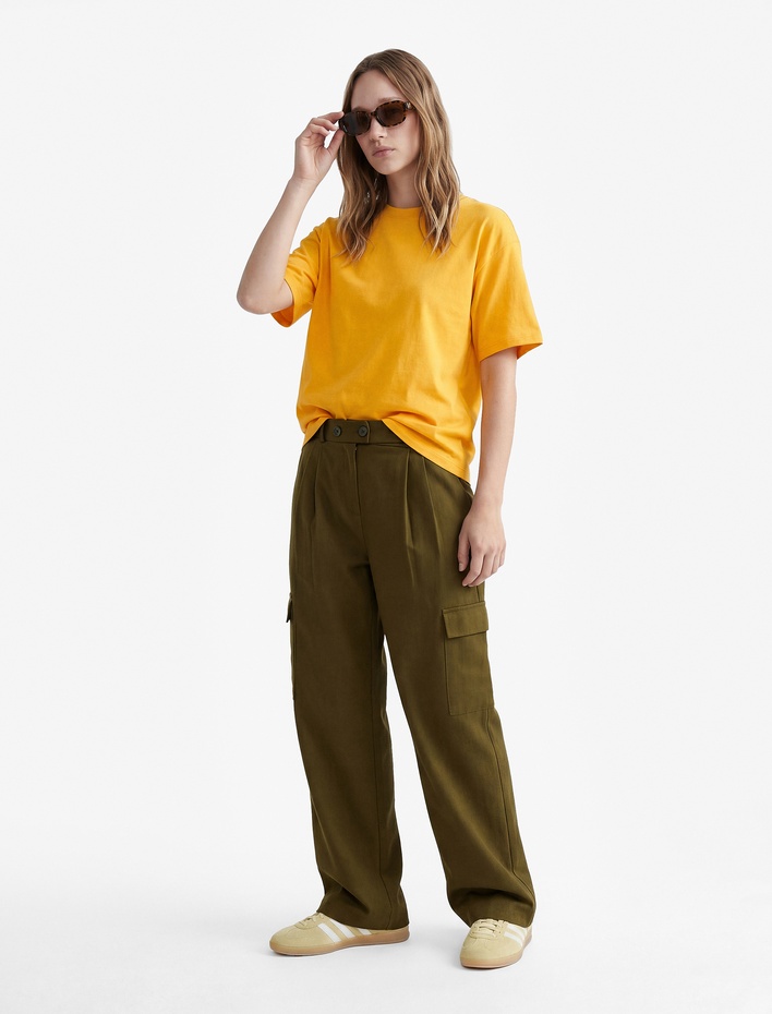 Pamuklu Kemer Detaylı Rahat Kalıp Kargo Cepli Pantolon