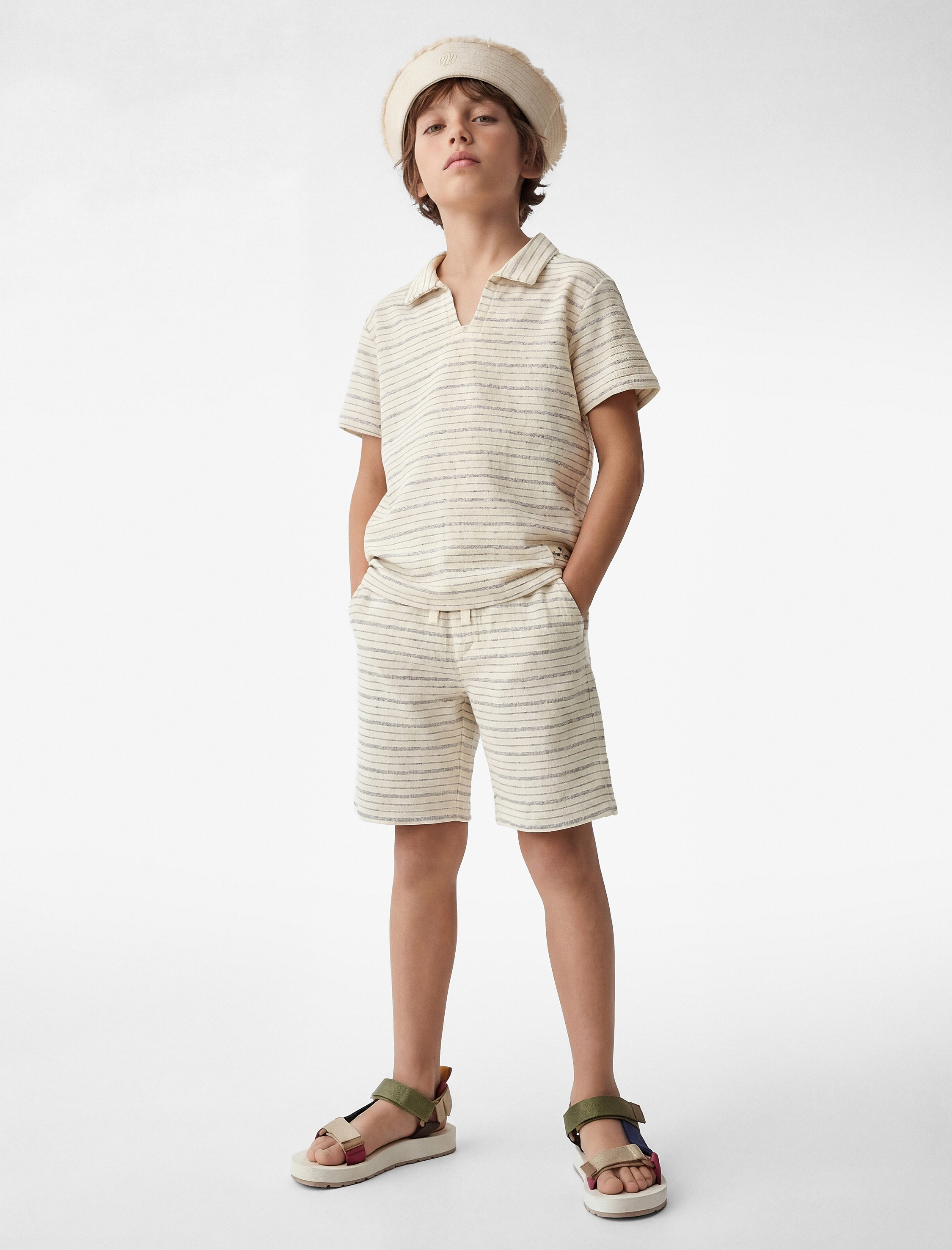 Beli Bağcıklı Cepli Çizgili Bermuda Şort