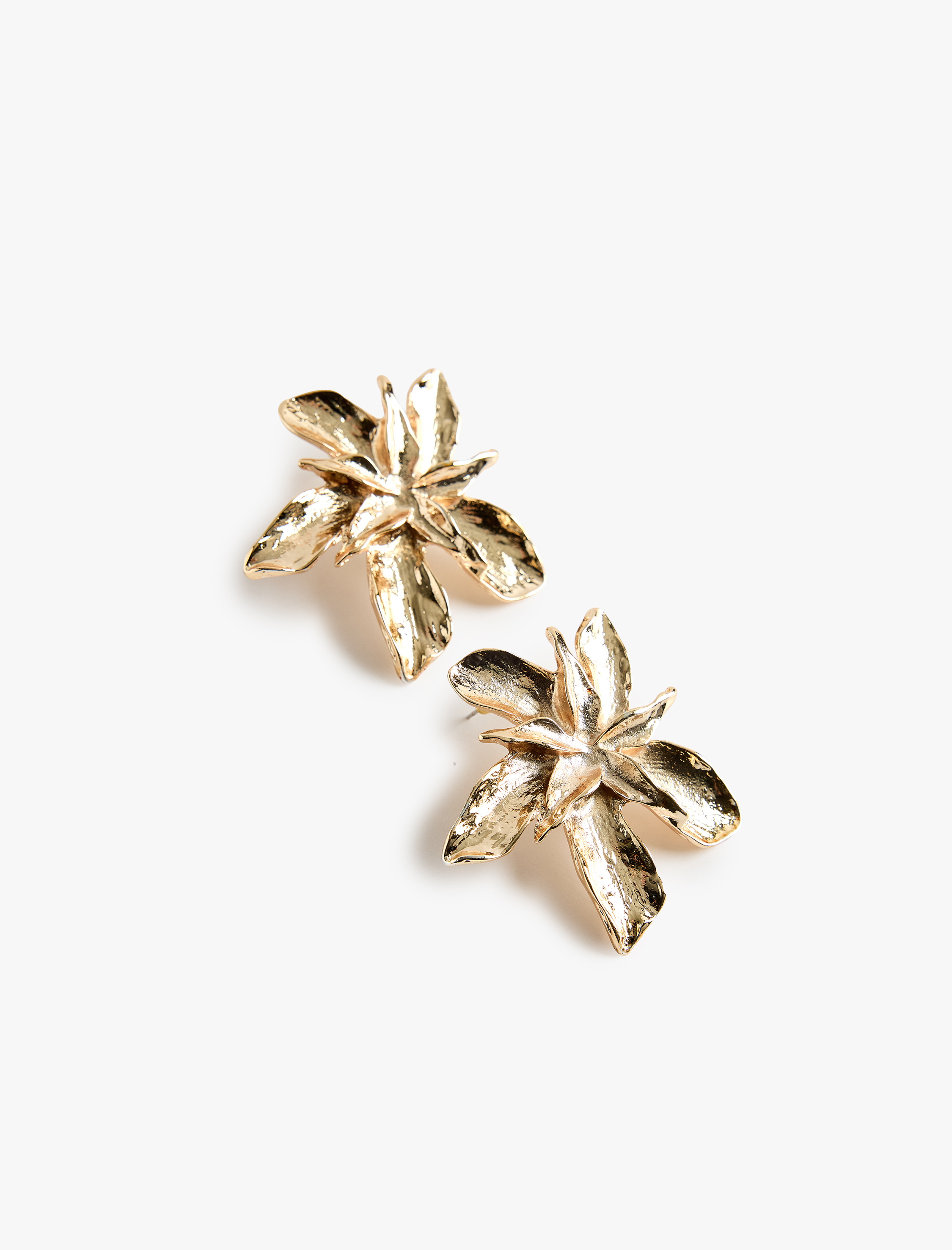  Kadın Büyük Boy Çiçek Küpe