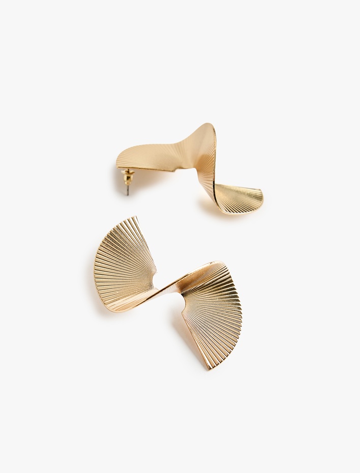 Kadın Büyük Boy Dokulu Çelik Soyut Küpe