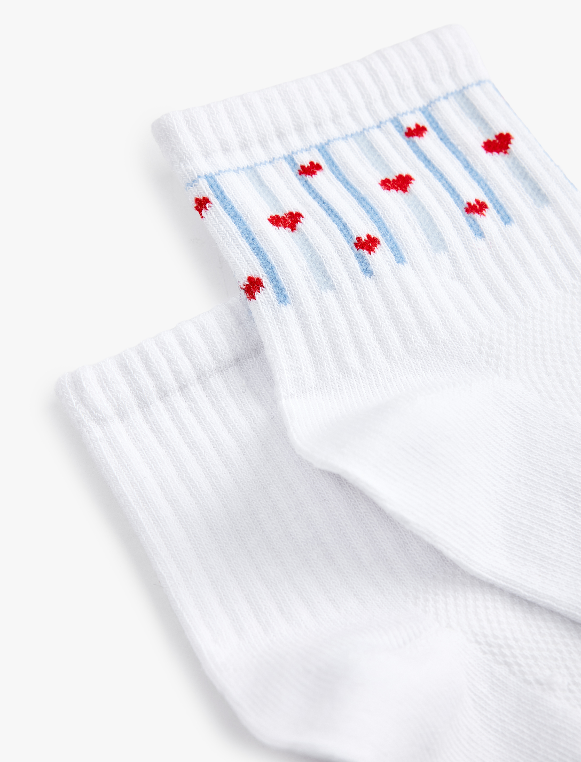  Kadın 2'li Kalpli Soket Çorap Seti