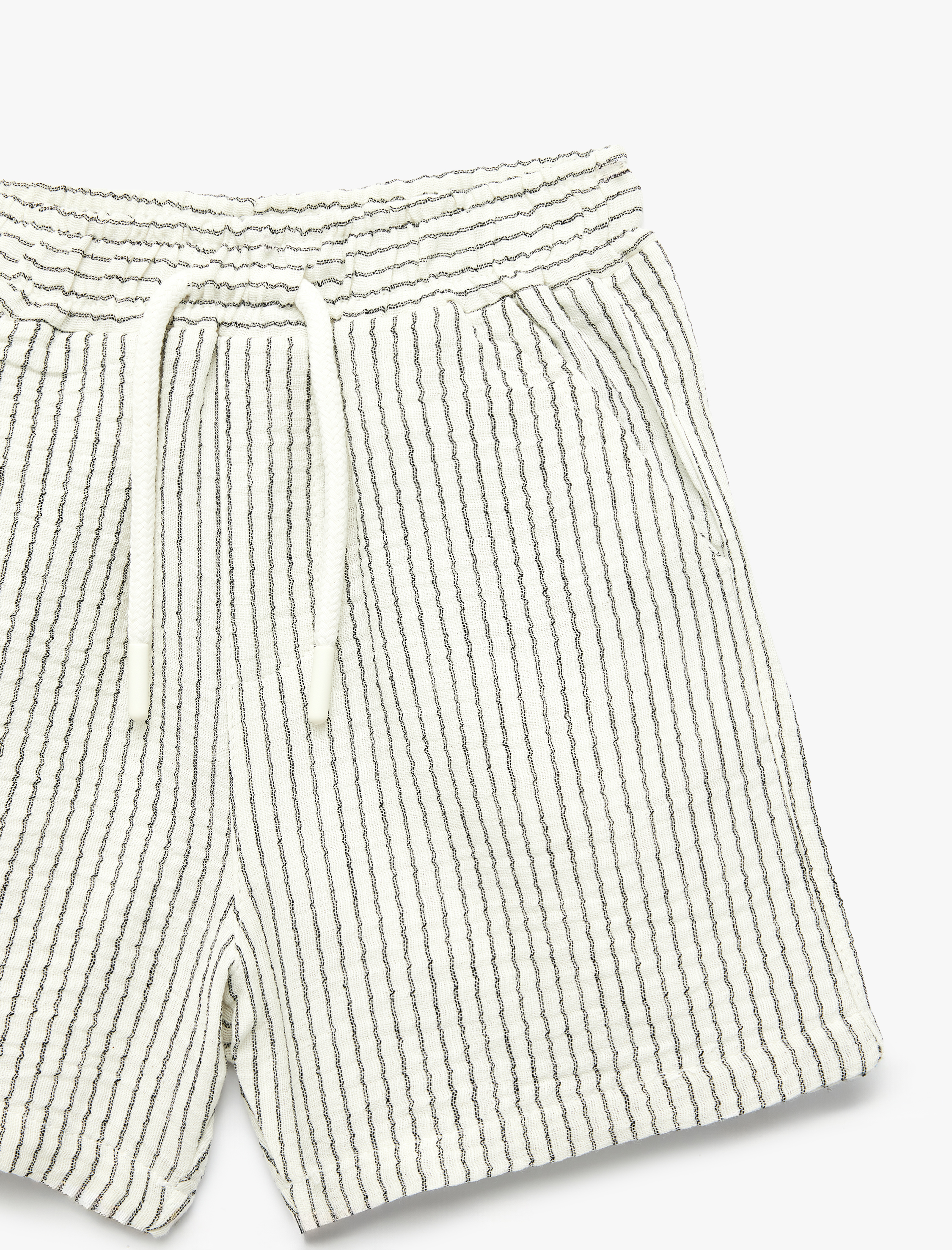  Erkek Bebek Pamuklu Beli Bağcıklı Çizgili Şort