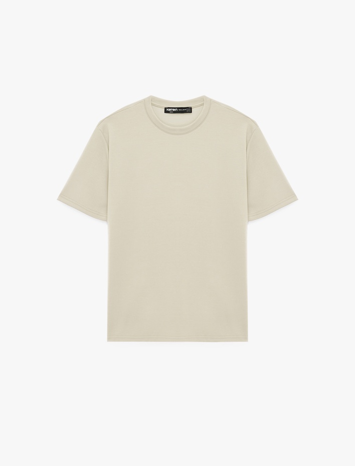  Regular Fit Bisiklet Yaka Viskon Karışımlı Kısa Kollu Basic Tişört