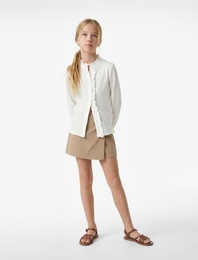 Dik Yaka Düğme Detaylı Fırfırlı Uzun Kollu Bluz