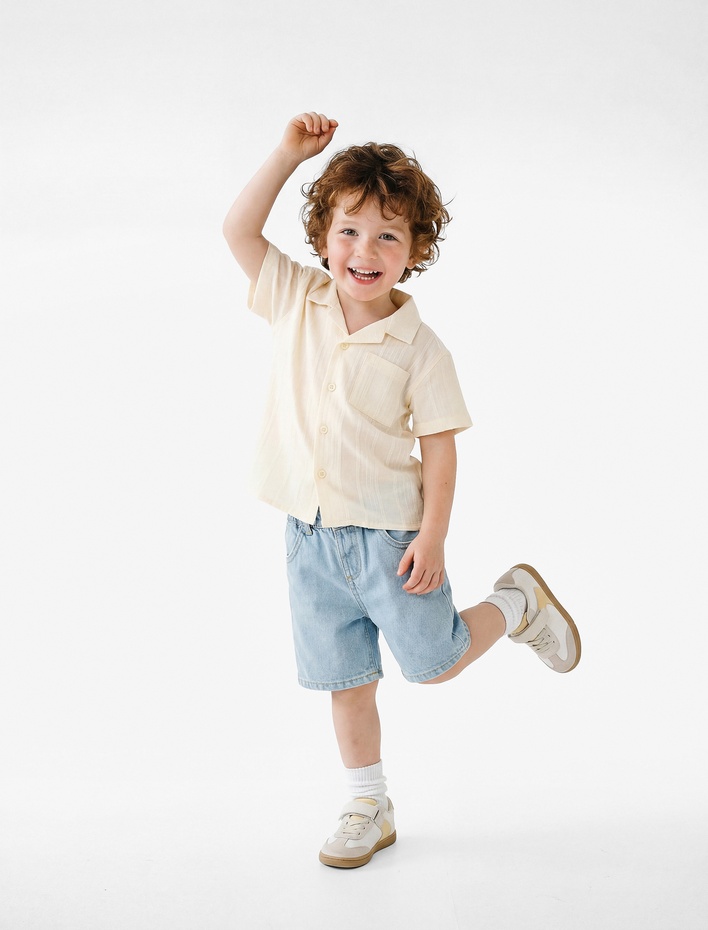 Erkek Bebek Pamuk ve Viskon Karışımlı Düğmeli Devrik Yaka Kısa Kollu Gömlek