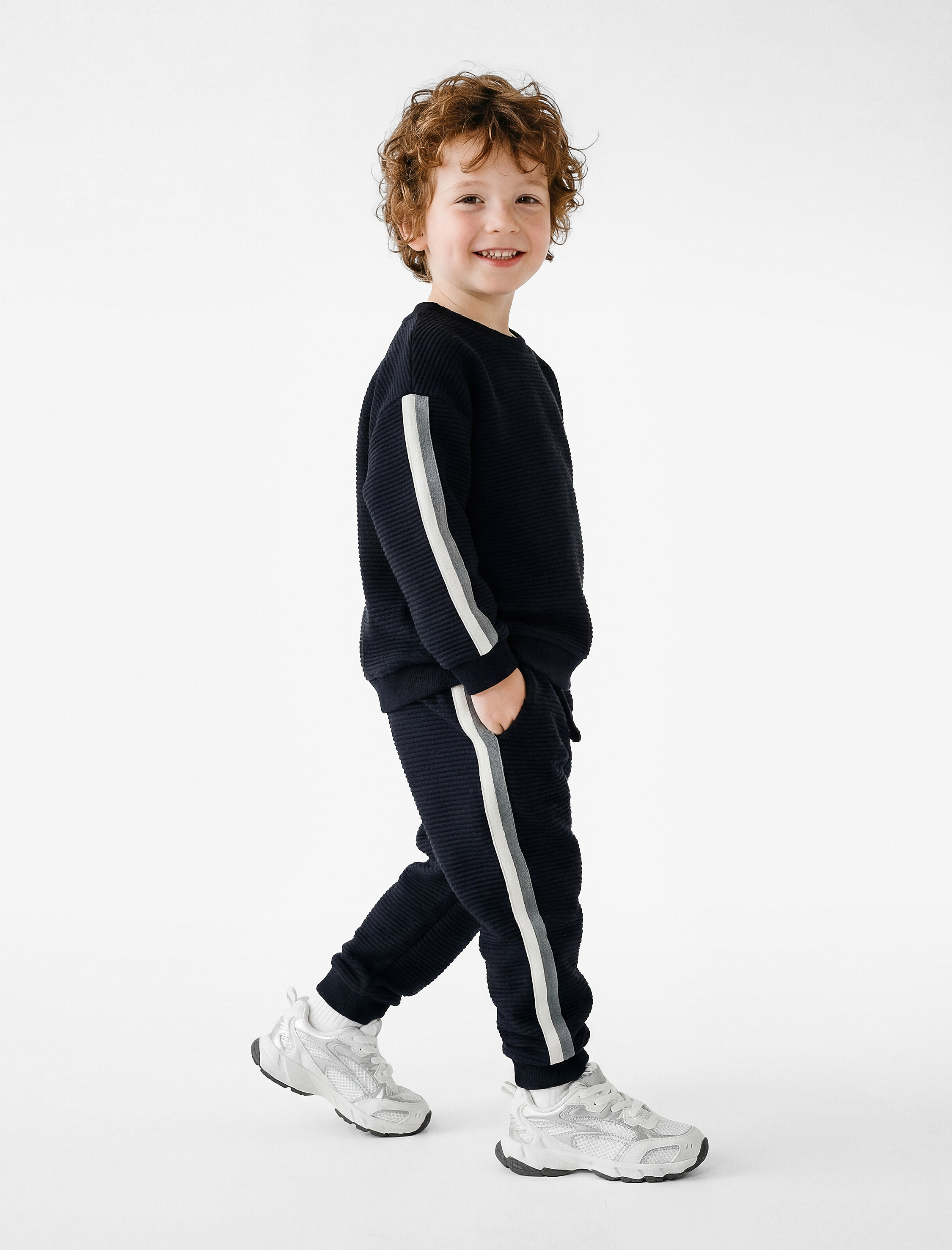  Erkek Bebek Pamuklu Şerit Detaylı Beli Bağcıklı Jogger Eşofman Altı