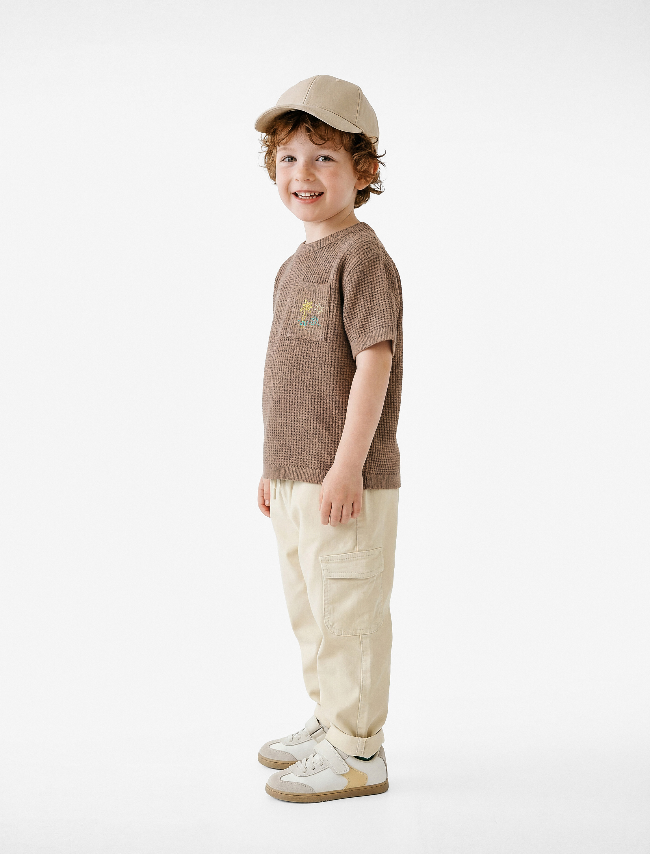  Erkek Bebek Kısa Kollu Bisiklet Yaka Viskon Cep Detaylı Nakışlı Triko Kazak