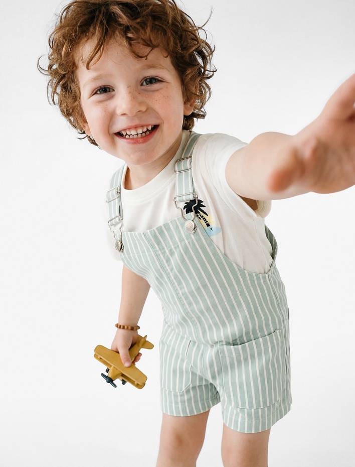Erkek Bebek Kare Yaka Çizgili Askılı Kısa Tulum