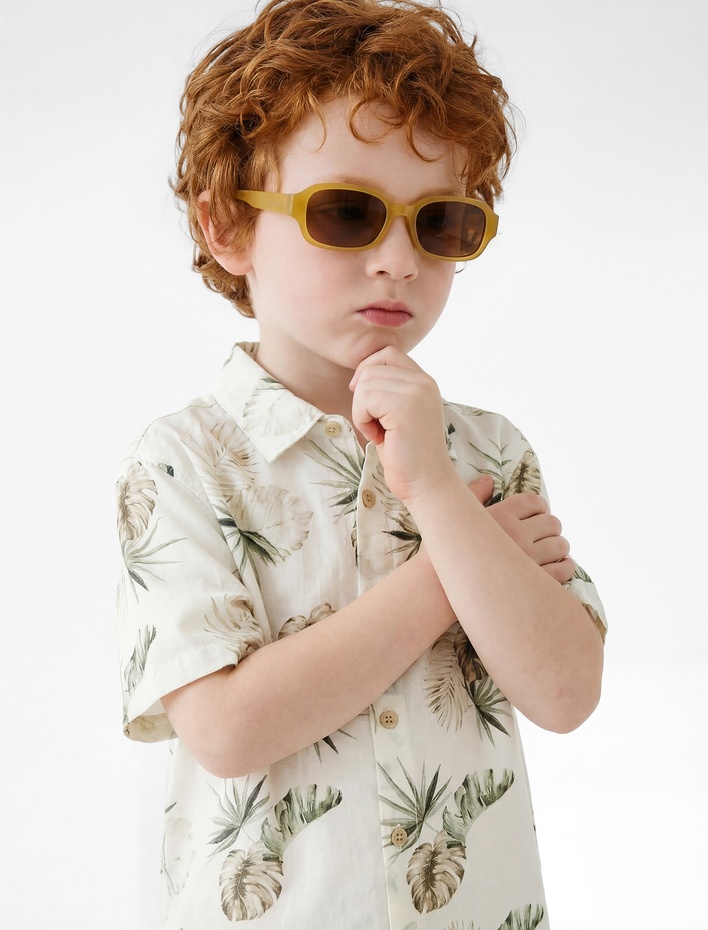 Erkek Çocuk Düğmeli Yaprak Desenli Pamuklu Kısa Kollu Gömlek