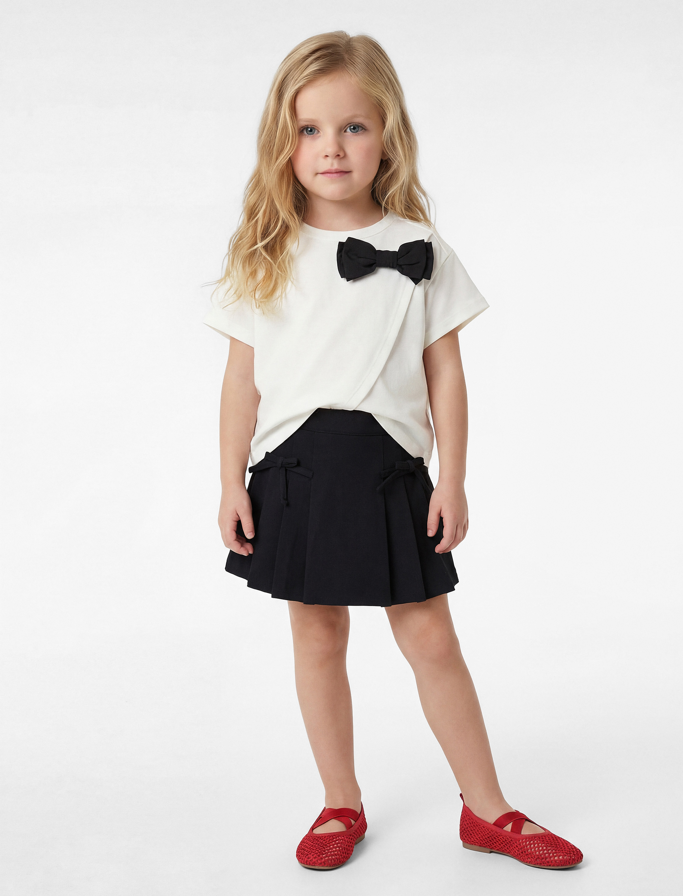  Kız Bebek Fiyonk Detaylı Kısa Kollu Bisiklet Yaka Pamuklu Tişört