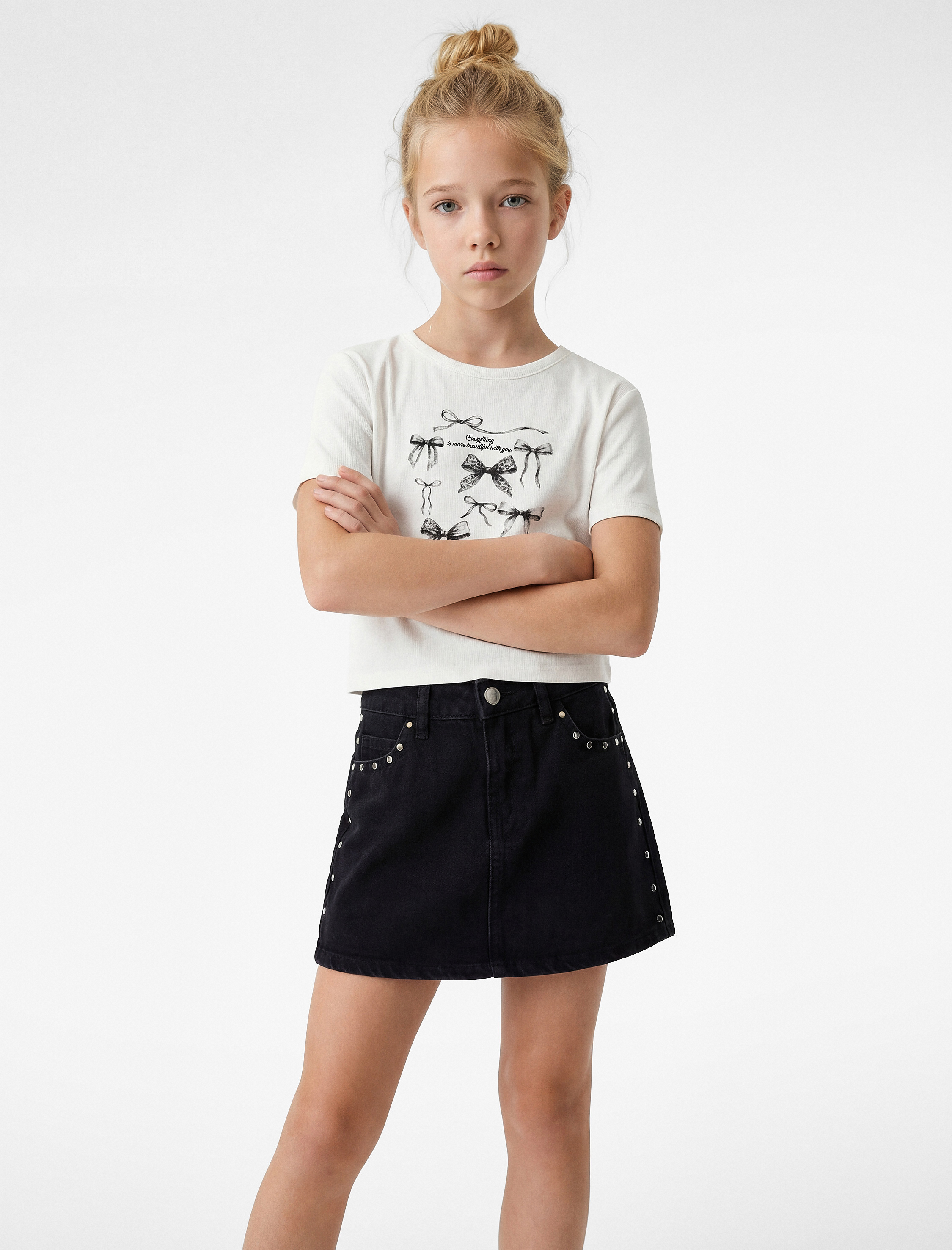  Kız Çocuk Fiyonk Baskılı Kısa Kollu Bisiklet Yaka Pamuklu Tişört